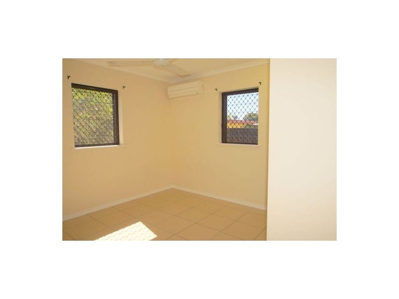 2/565 Mulgrave Road, Earlville QLD 4870