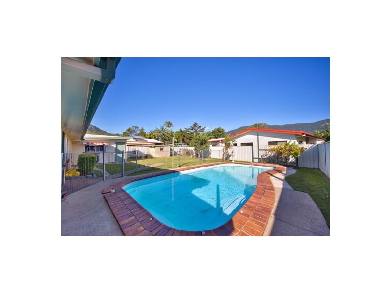 21 Banning Avenue, Brinsmead QLD 4870