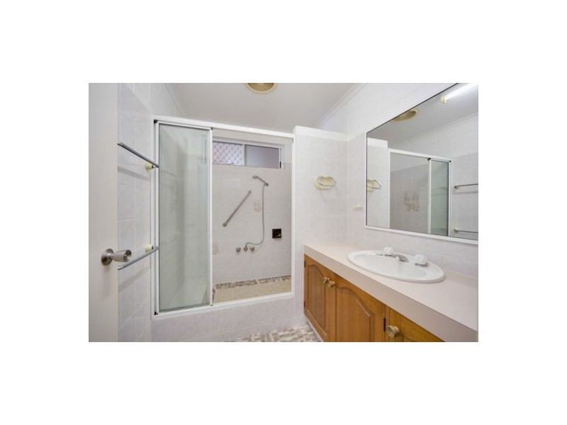 21 Banning Avenue, Brinsmead QLD 4870