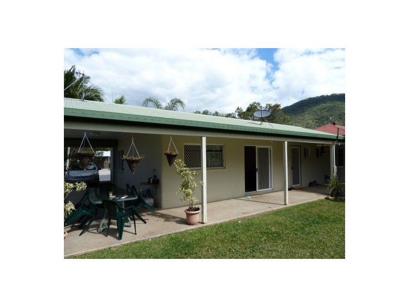 8 Lucas Street, Gordonvale QLD 4865
