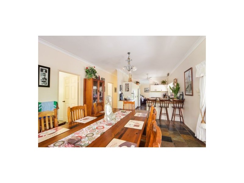 127-129 Dempsey Street, Gordonvale QLD 4865