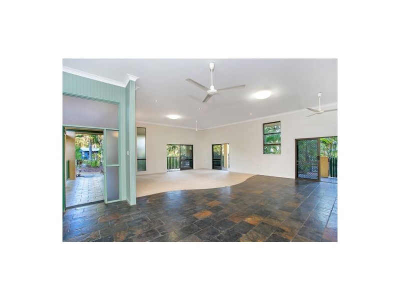 41 Hobson Drive, Brinsmead QLD 4870