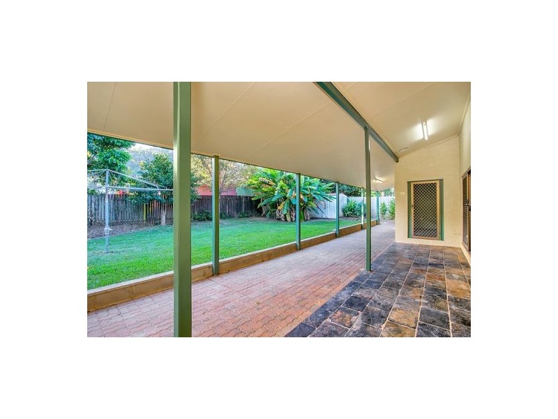 41 Hobson Drive, Brinsmead QLD 4870