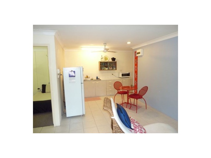 20/350 Sheridan Street, Cairns North QLD 4870