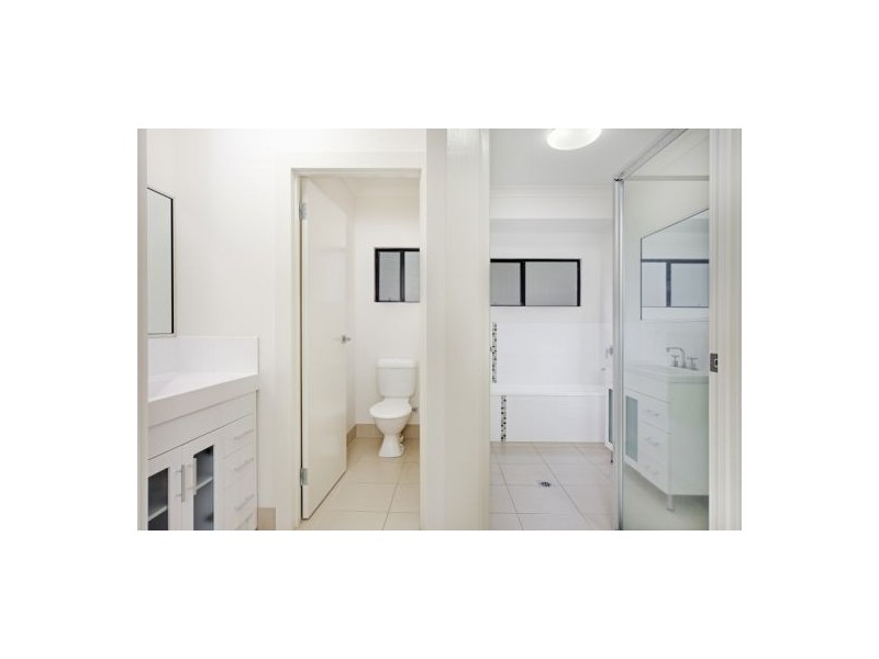 1/1 Savaii Close, Palm Cove QLD 4879