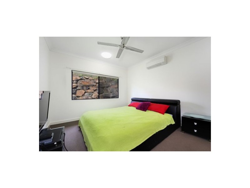 1/1 Savaii Close, Palm Cove QLD 4879