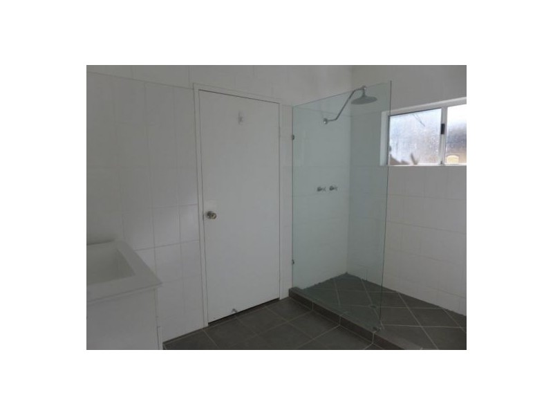 44 Baronia Crescent, Holloways Beach QLD 4878