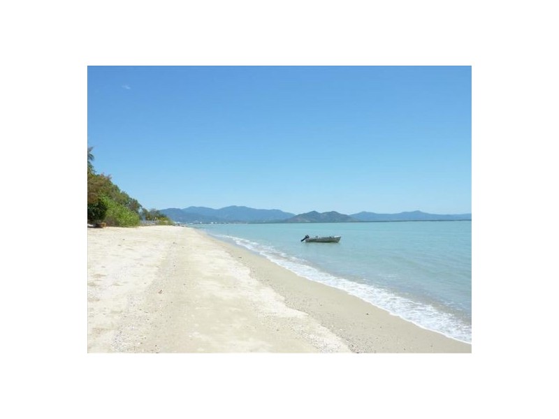 4 Sandpiper Street, East Trinity QLD 4871