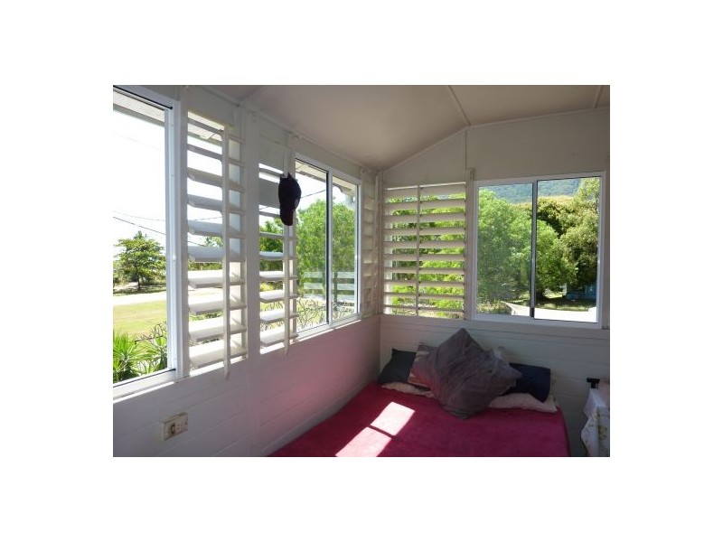 4 Sandpiper Street, East Trinity QLD 4871