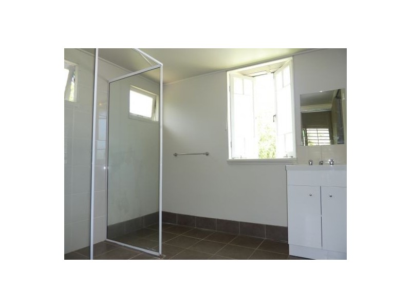 4 Sandpiper Street, East Trinity QLD 4871