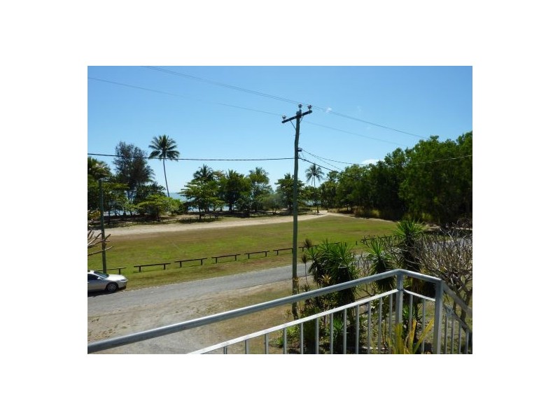 4 Sandpiper Street, East Trinity QLD 4871