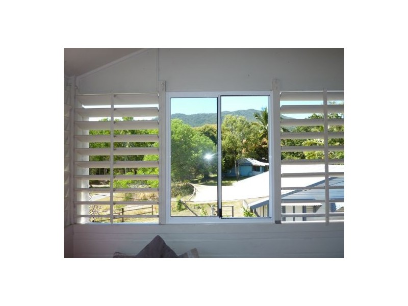 4 Sandpiper Street, East Trinity QLD 4871