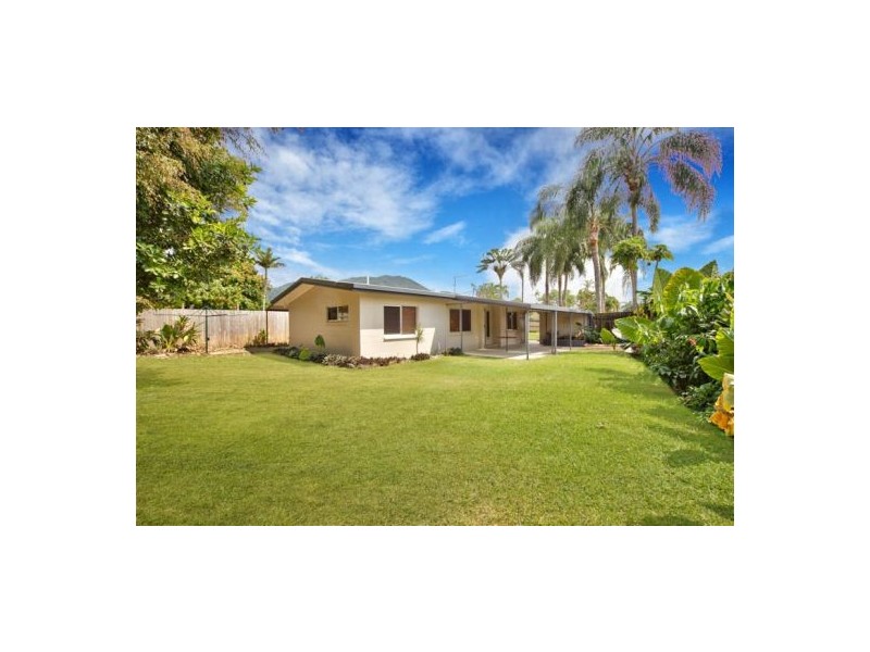 3 Frances Street, Mooroobool QLD 4870