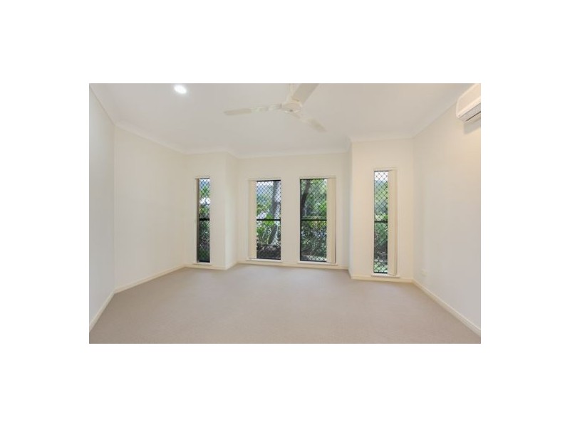 11 Cooya Street, Kewarra Beach QLD 4879