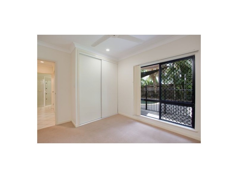 11 Cooya Street, Kewarra Beach QLD 4879