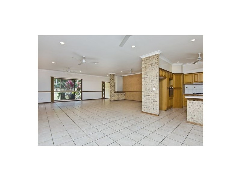 15 Goodsell Drive, Bentley Park QLD 4869