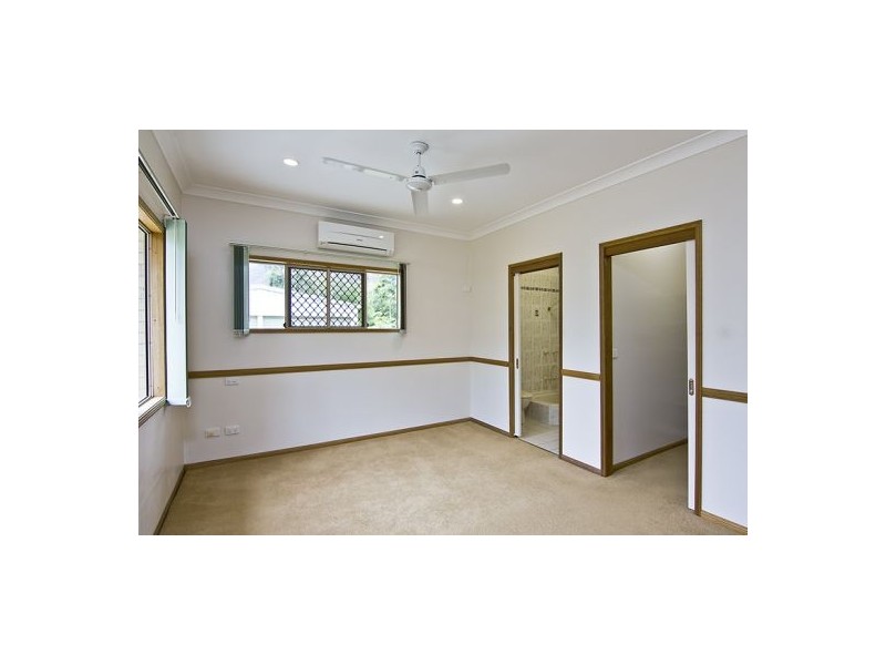 15 Goodsell Drive, Bentley Park QLD 4869