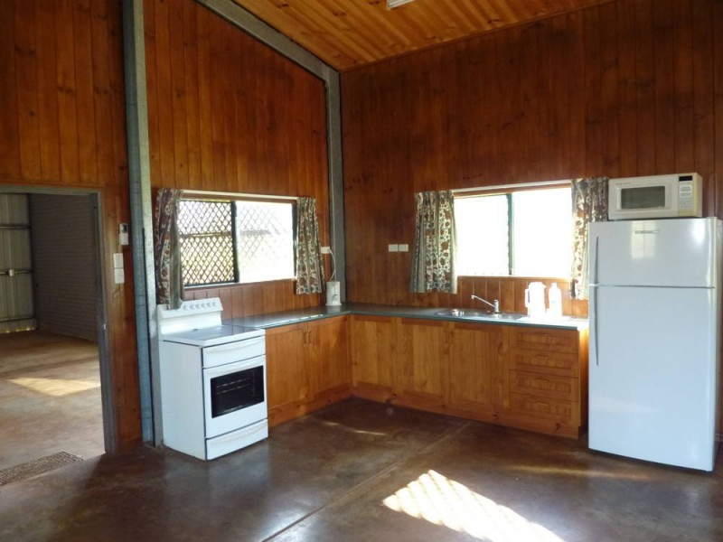 4 Menzies Road, Bartle Frere QLD 4861