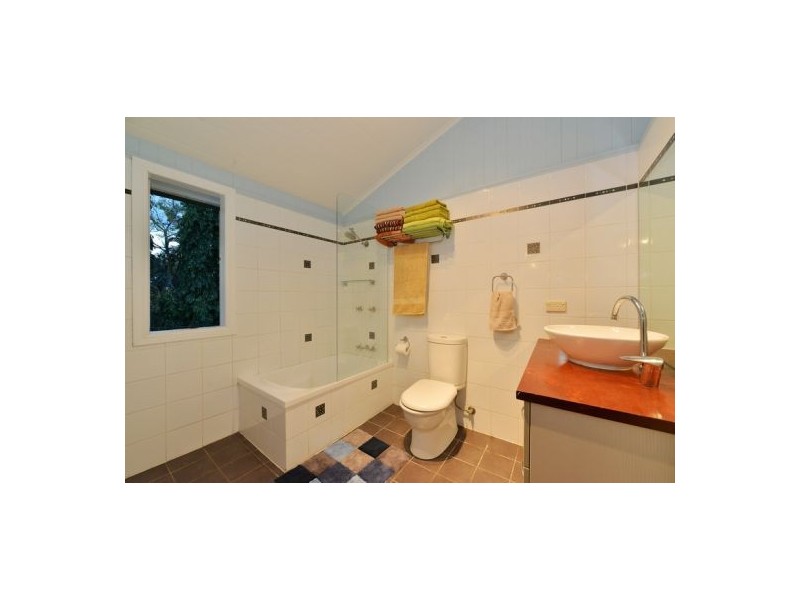 12 Creedy Street, Westcourt QLD 4870