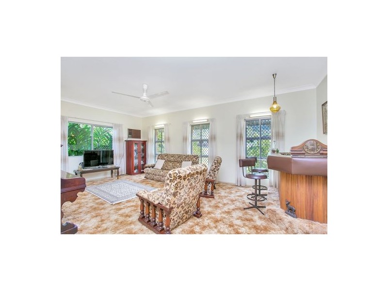 6 Mywee Street, Bayview Heights QLD 4868