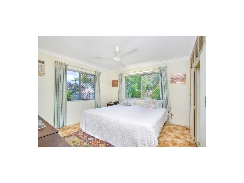 6 Mywee Street, Bayview Heights QLD 4868