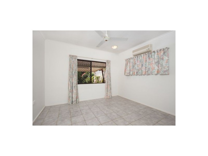 34 Kitava Street, Trinity Beach QLD 4879