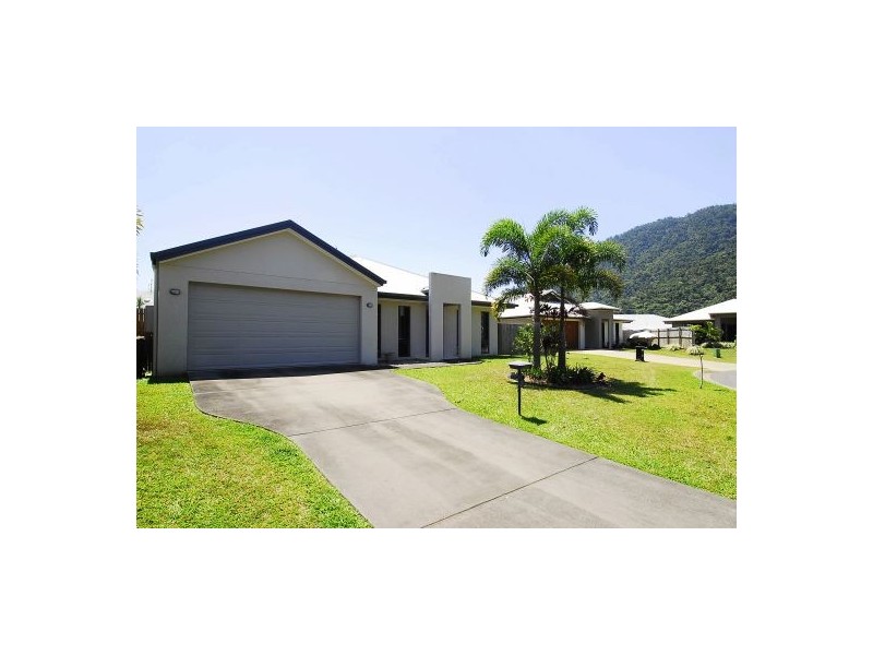 3 Daykin Close, Redlynch QLD 4870