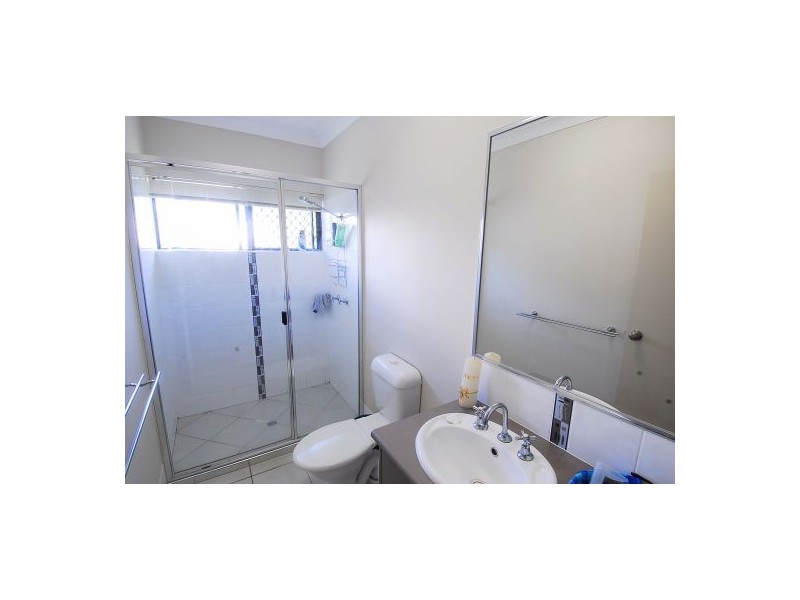 3 Daykin Close, Redlynch QLD 4870