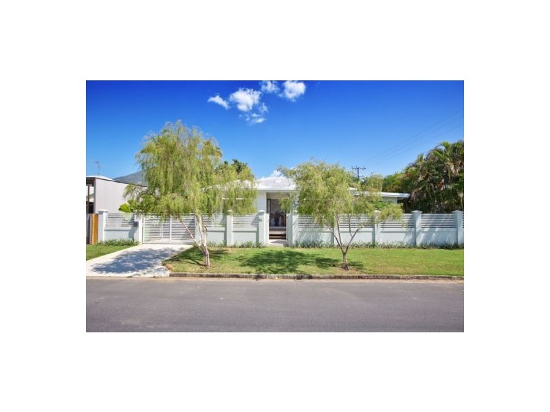 25-27 Muir St, Gordonvale QLD 4865