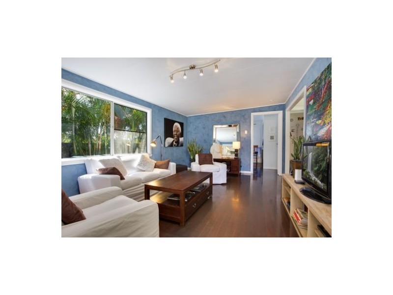 25-27 Muir St, Gordonvale QLD 4865