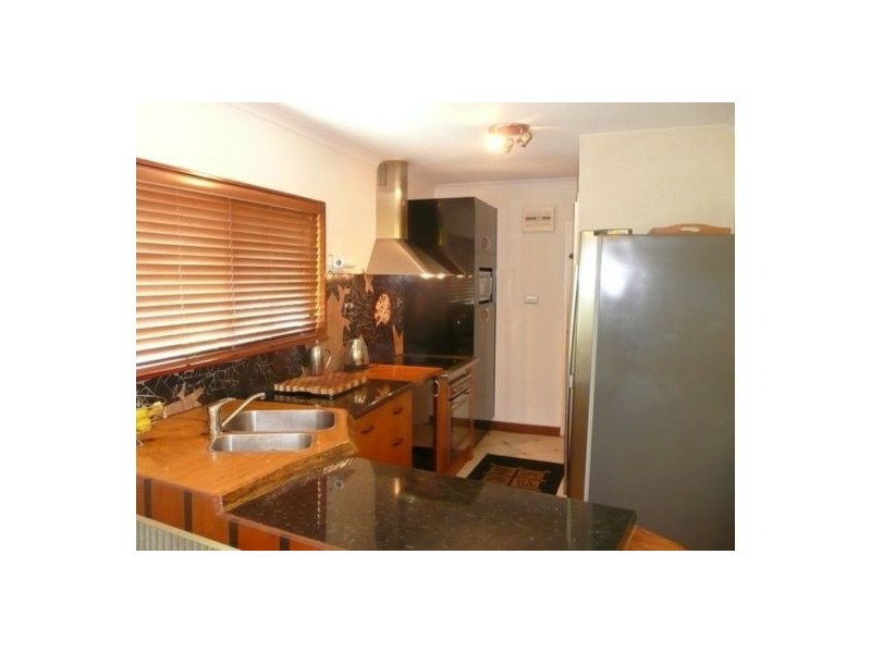 1/284 Lake Street, Cairns North QLD 4870