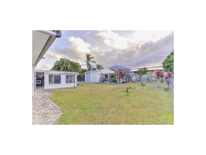 79 Mclaughlin Road, Bentley Park QLD 4869