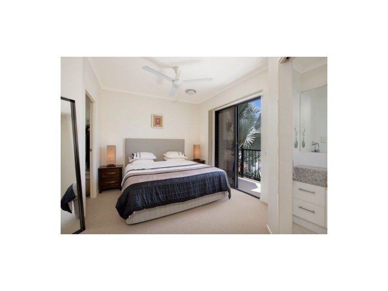 1/15-17 Minnie, Cairns QLD 4870