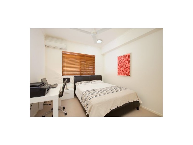 1/15-17 Minnie, Cairns QLD 4870