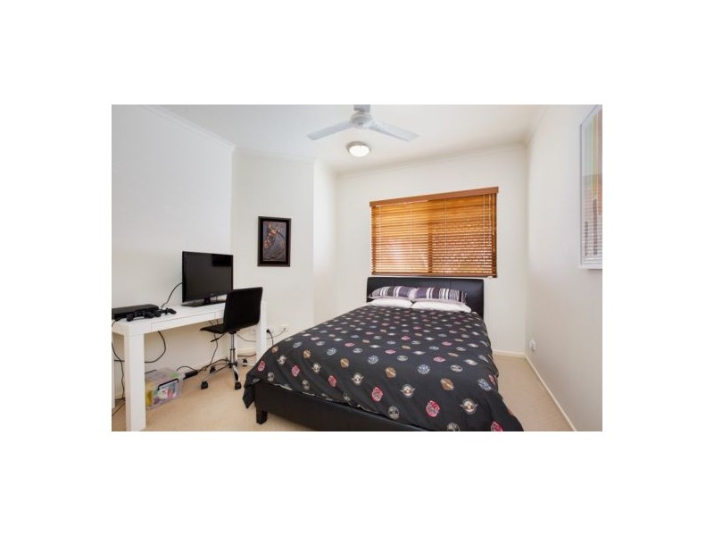 1/15-17 Minnie, Cairns QLD 4870