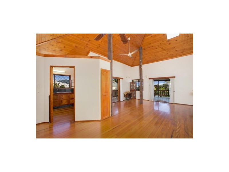 22 Bena Street, Smithfield QLD 4878