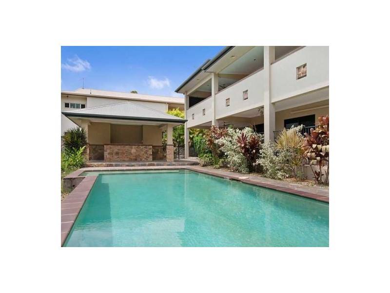 Mooroobool QLD 4870