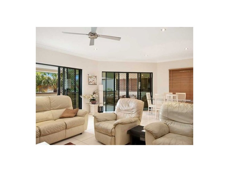Mooroobool QLD 4870