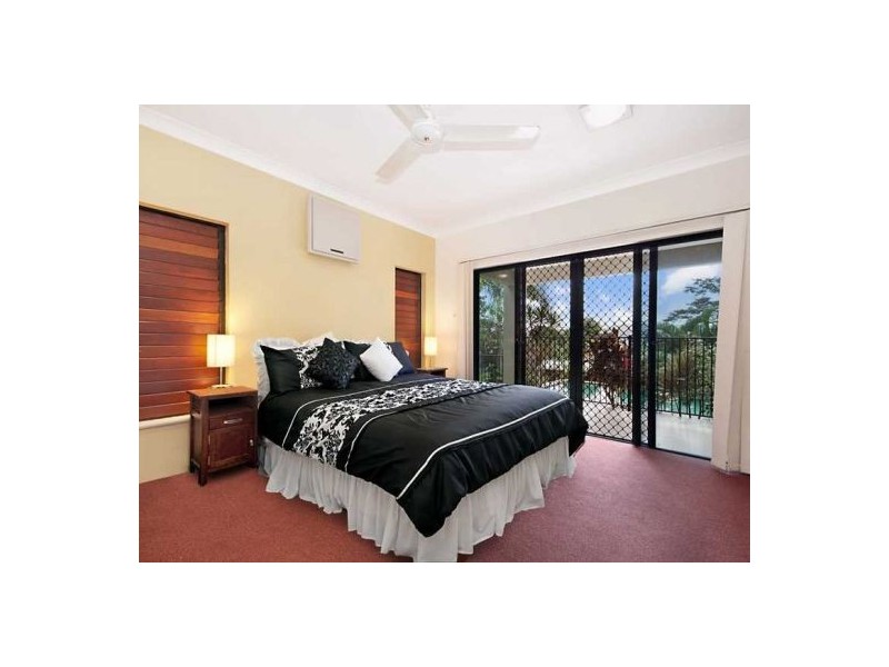 Mooroobool QLD 4870