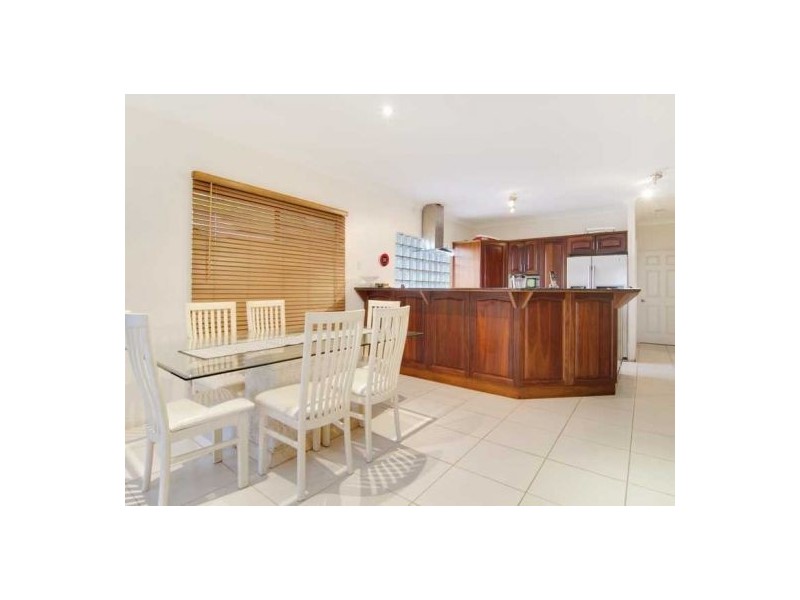 Mooroobool QLD 4870
