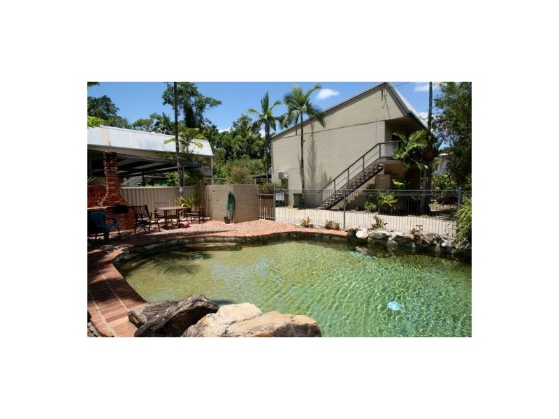 4/2 Mcpherson Street, Edge Hill QLD 4870