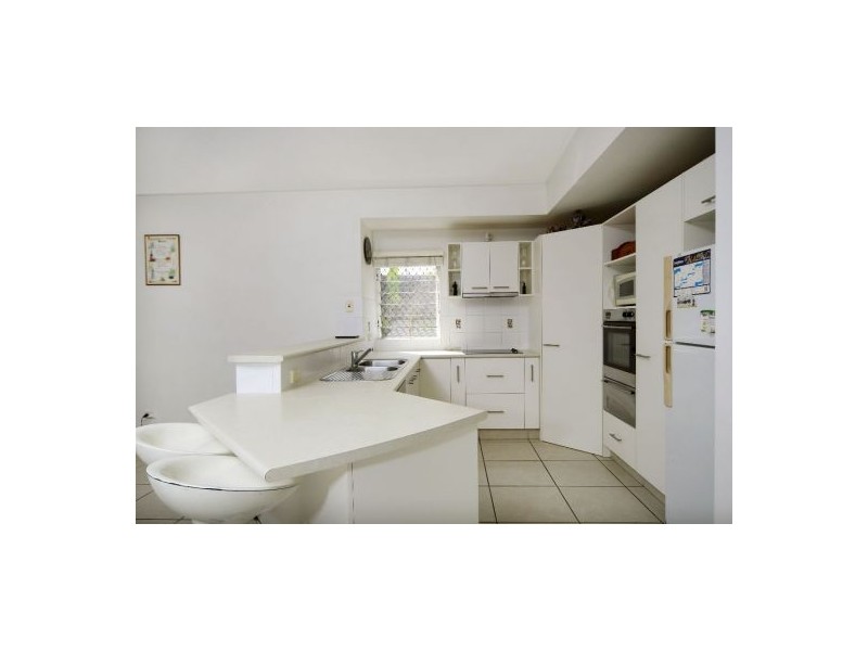 7 Sago, Palm Cove QLD 4879