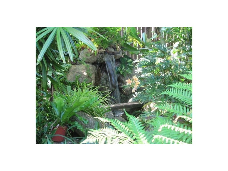 32 Altona Street, Bentley Park QLD 4869