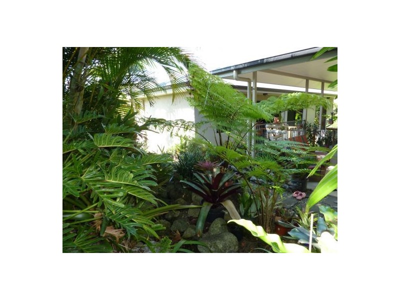 32 Altona Street, Bentley Park QLD 4869