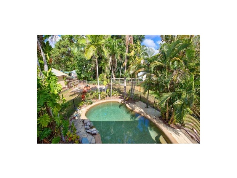 24 Dalziel Street, Stratford QLD 4870