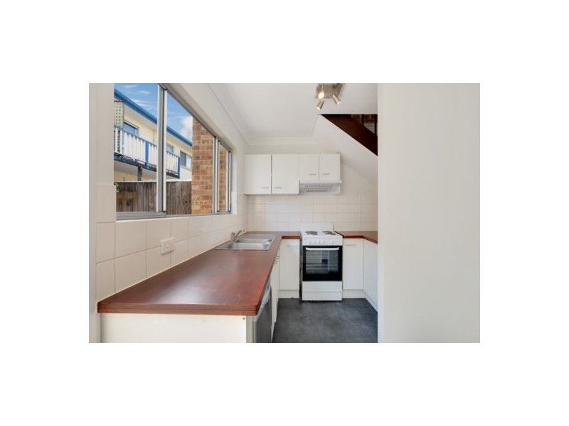 6/69 Pease Street, Manoora QLD 4870