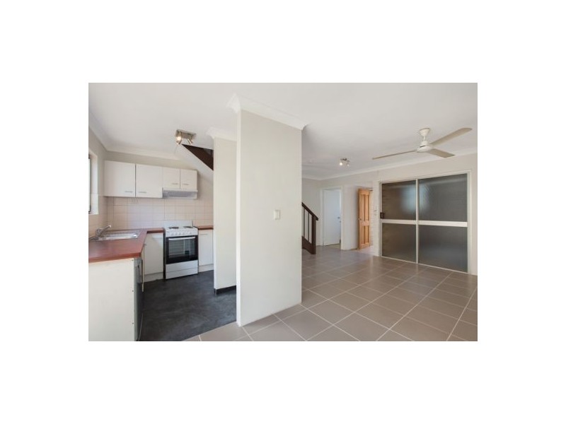 6/69 Pease Street, Manoora QLD 4870