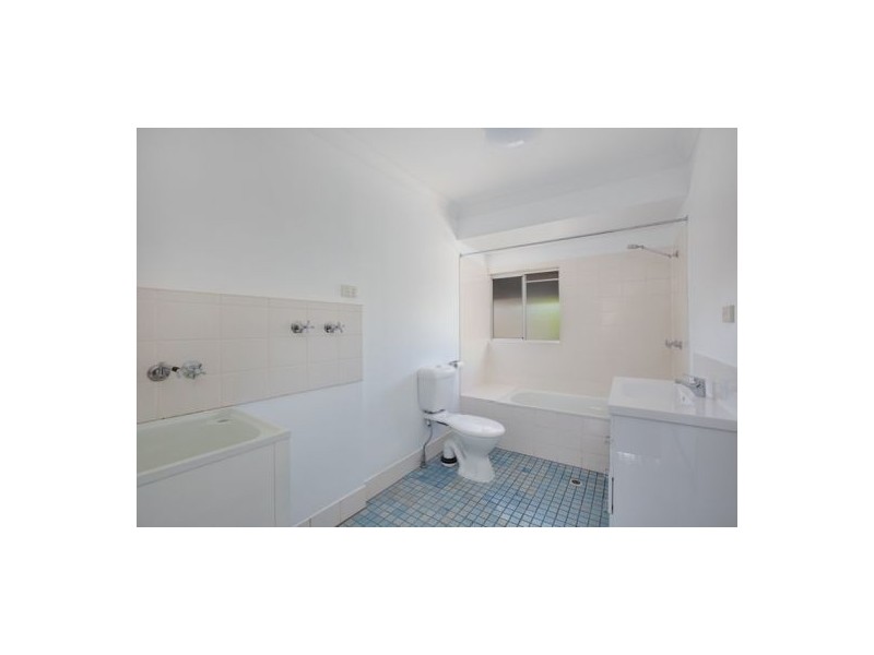 6/69 Pease Street, Manoora QLD 4870