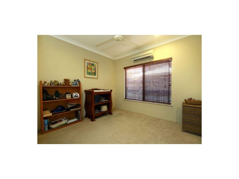 7 Venice Close, Kewarra Beach QLD 4879