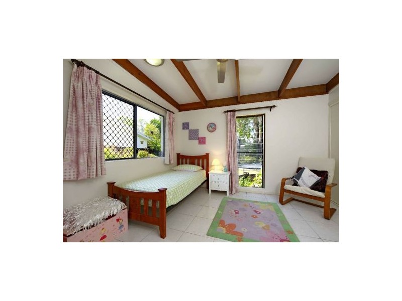 50 Endeavour Road, Clifton Beach QLD 4879